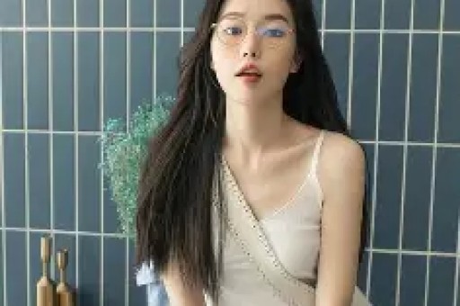王一博郭富城马年春晚幕后花絮曝光！两代舞王同框反差萌太好磕