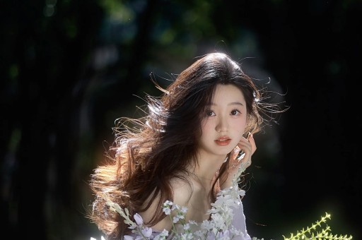 《悬疑大师希区柯克》：一部真正了解希区柯克影视作品的编年史