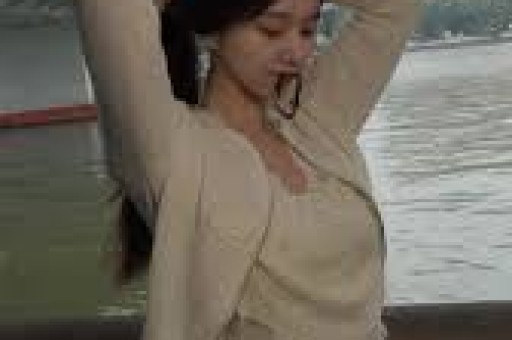 惊险直击！欧瑞伟64岁亲身跳墙失手滚地仍完成求婚绝活幕后花絮曝光